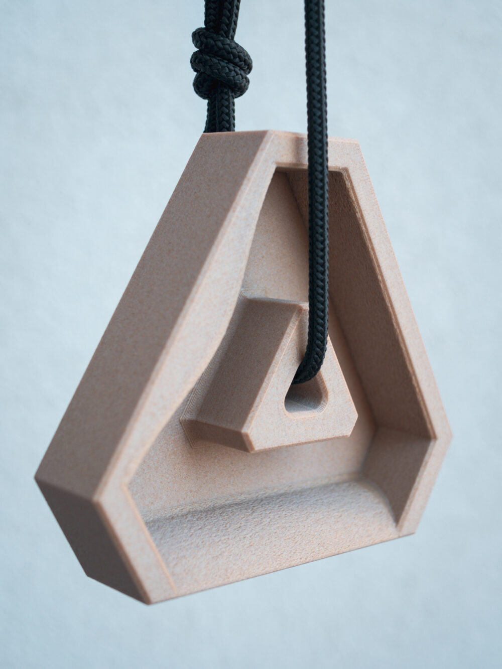 Hangy Trio - Image 2